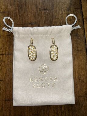 Kendra Scott Gold & Glass Drop Earrings With White and Yellow Flower Accents